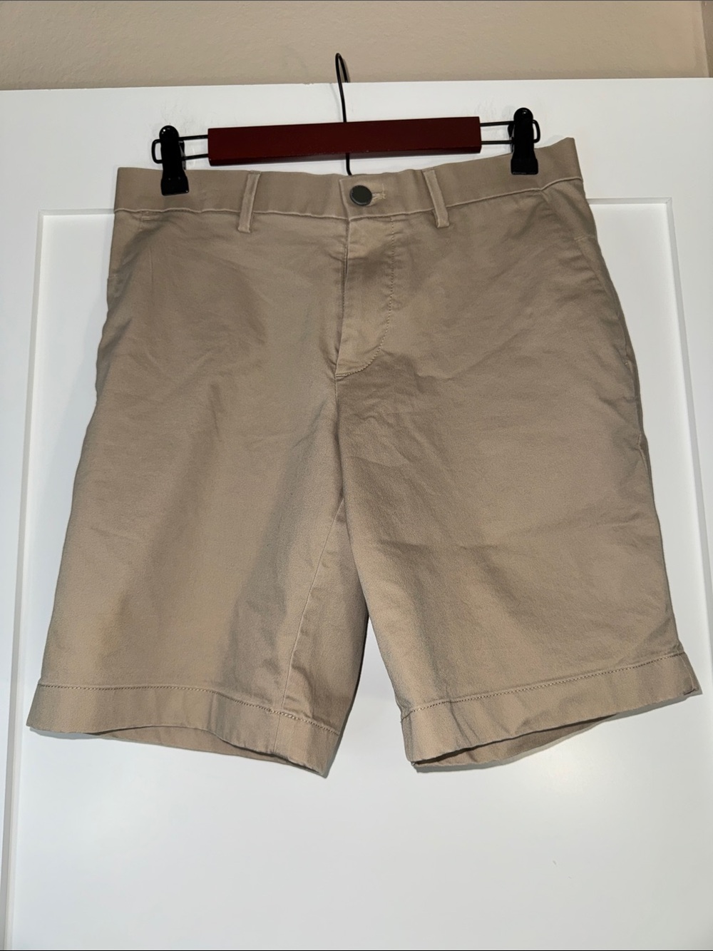 Banana Republic Womens Flat Front Shorts - Beige Aiden Short Sz 29x8.5 preppy